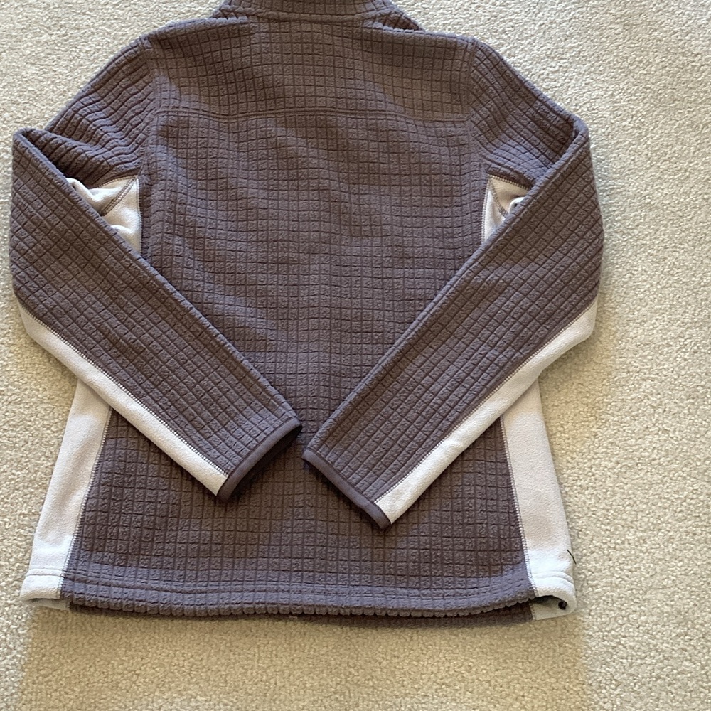 NWT L.L. Bean Women's  Mountain Classic Fleece Jacket - Picture 7 of 9